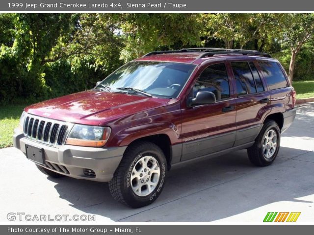1999 Jeep Grand Cherokee Laredo 4x4 in Sienna Pearl
