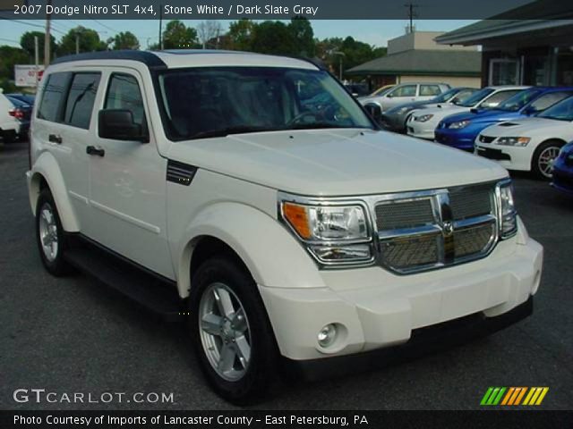 2007 Dodge Nitro SLT 4x4 in Stone White