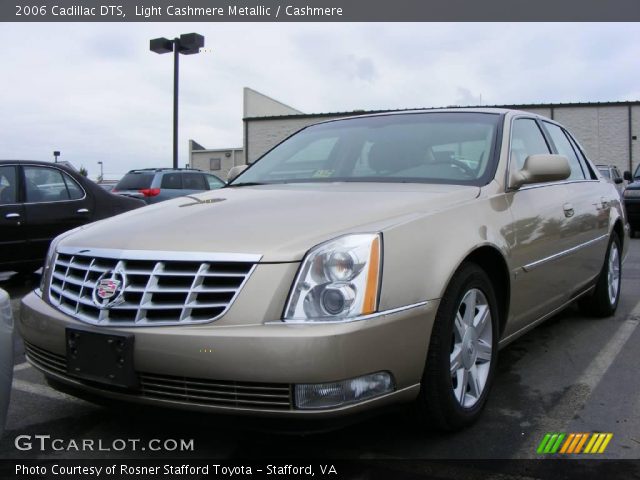 2006 Cadillac DTS  in Light Cashmere Metallic
