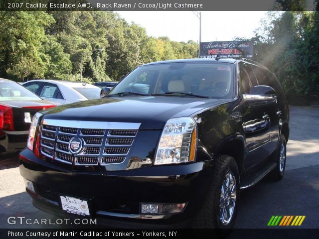 2007 Cadillac Escalade AWD in Black Raven