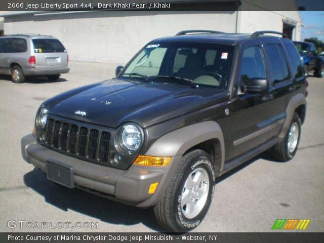 Dark Khaki Pearl 2006 Jeep Liberty Sport 4x4 Khaki