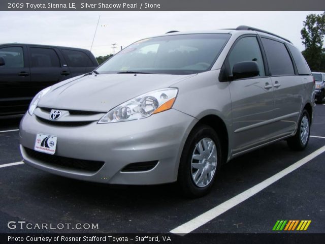 2009 Toyota Sienna LE in Silver Shadow Pearl