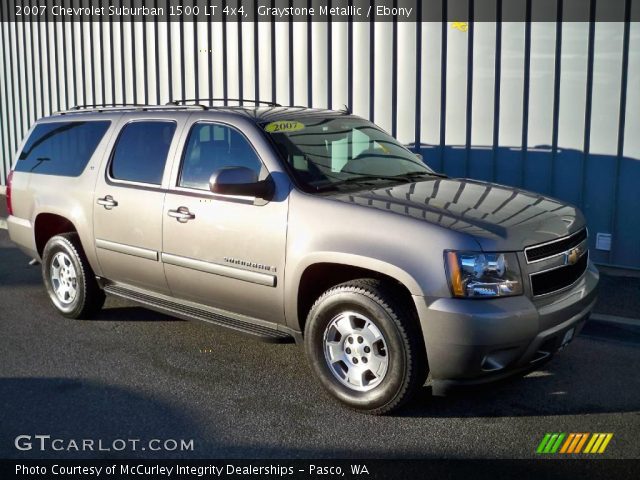 2007 Chevrolet Suburban 1500 LT 4x4 in Graystone Metallic