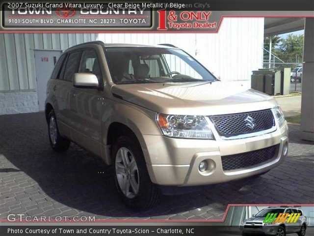 2007 Suzuki Grand Vitara Luxury in Clear Beige Metallic