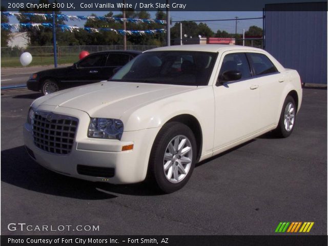 2008 Chrysler 300 LX in Cool Vanilla White