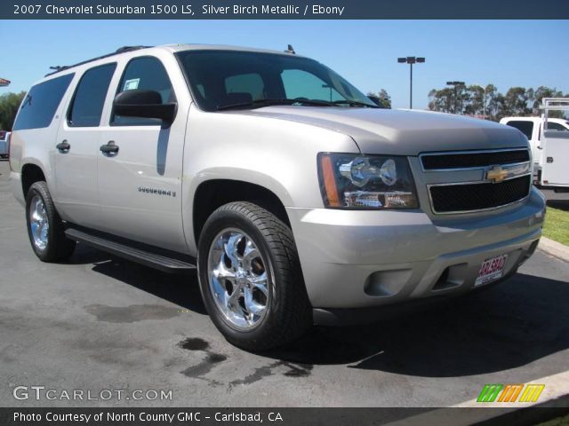 2007 Chevrolet Suburban 1500 LS in Silver Birch Metallic