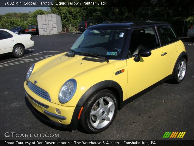 2002 Mini Cooper Hardtop in Liquid Yellow