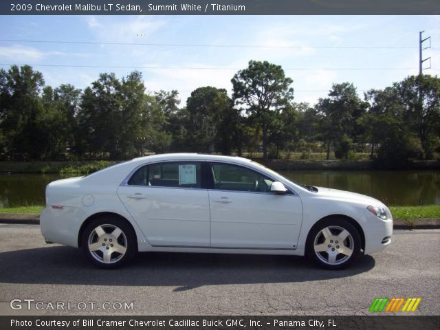 2009 Chevrolet Malibu LT Sedan in Summit White