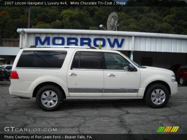 2007 Lincoln Navigator L Luxury 4x4 in White Chocolate Tri-Coat