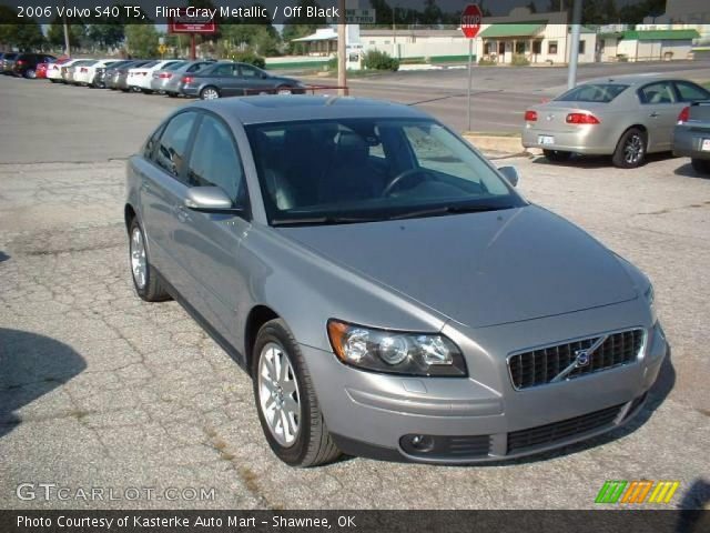 2006 Volvo S40 T5 in Flint Gray Metallic