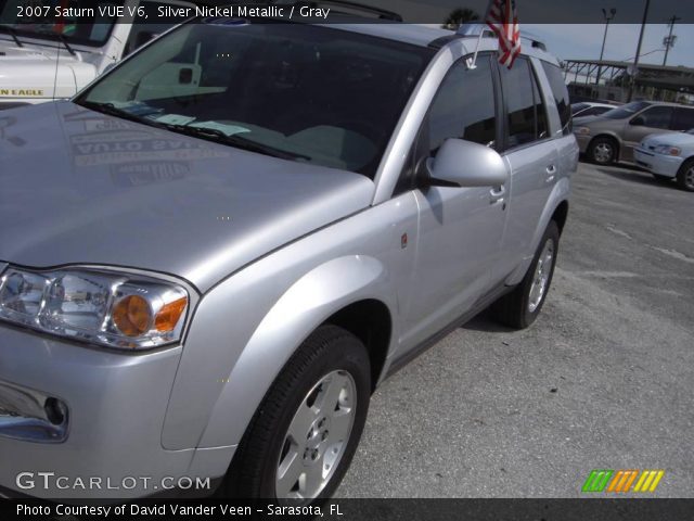 2007 Saturn VUE V6 in Silver Nickel Metallic