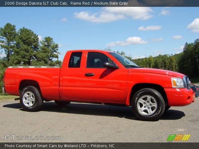 2006 Dodge Dakota SLT Club Cab in Flame Red