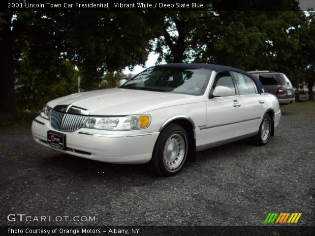 2001 Lincoln Town Car Presidential in Vibrant White