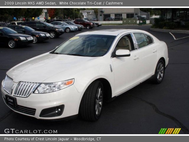 2009 Lincoln MKS AWD Sedan in White Chocolate Tri-Coat