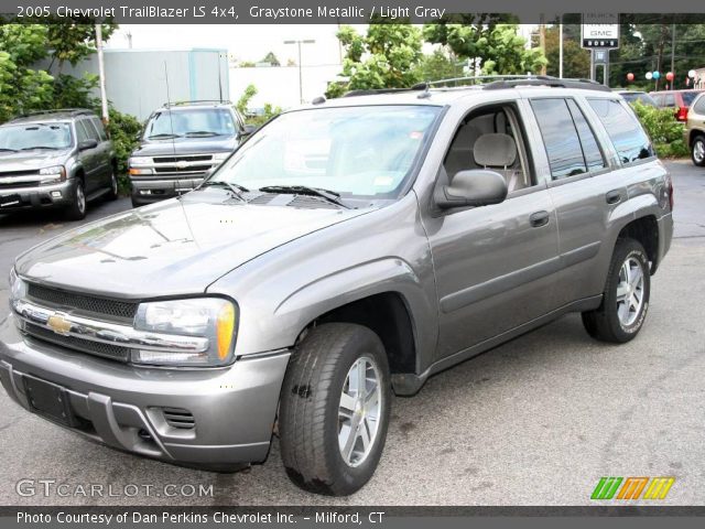 2005 Chevrolet TrailBlazer LS 4x4 in Graystone Metallic