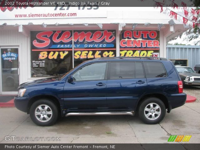 2002 Toyota Highlander V6 4WD in Indigo Ink Pearl