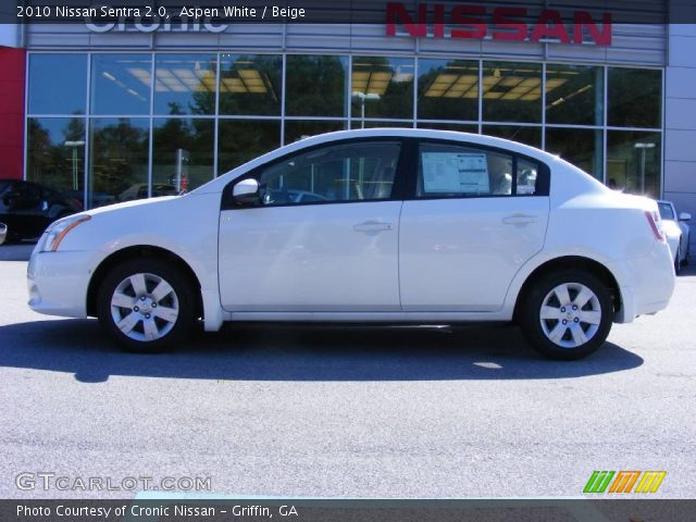 2010 Nissan Sentra 2.0 in Aspen White