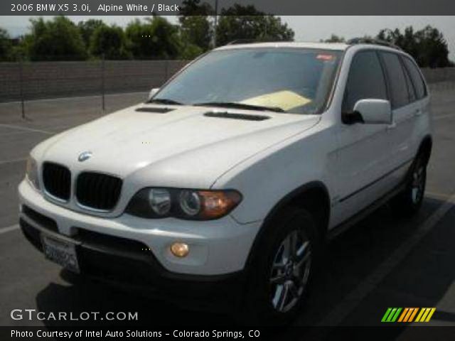 2006 BMW X5 3.0i in Alpine White