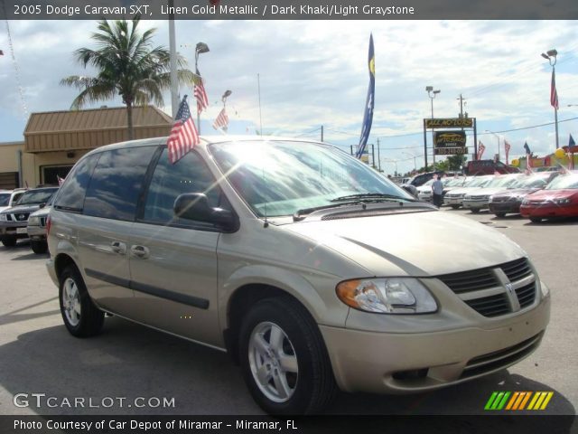 2005 Dodge Caravan SXT in Linen Gold Metallic