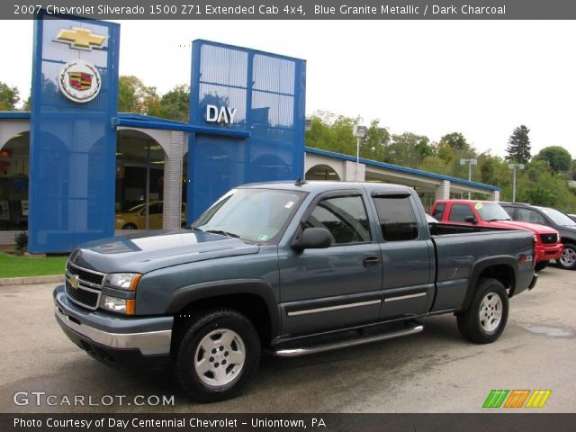 2007 Chevrolet Silverado 1500 Z71 Extended Cab 4x4 in Blue Granite Metallic