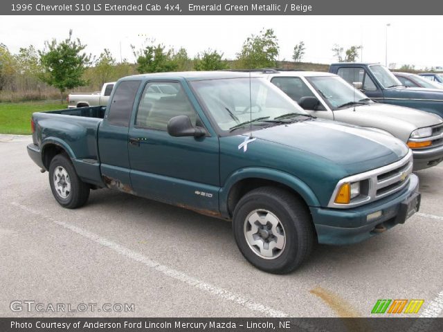 1996 Chevrolet S10 LS Extended Cab 4x4 in Emerald Green Metallic