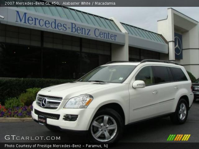 2007 Mercedes-Benz GL 450 in Alabaster White