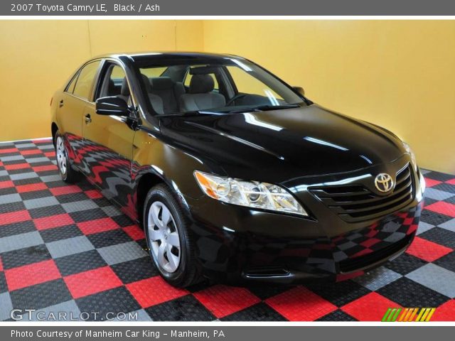 2007 Toyota Camry LE in Black