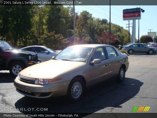 2001 Saturn L Series L200 Sedan in Medium Gold