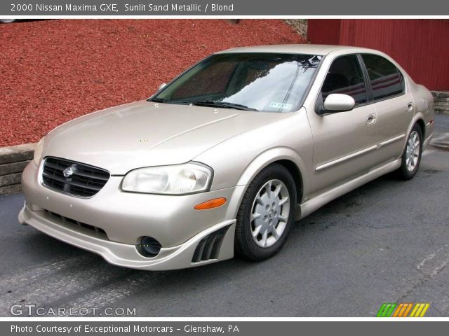 2000 Nissan Maxima GXE in Sunlit Sand Metallic