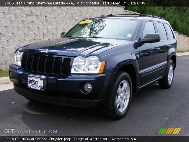 2006 Jeep Grand Cherokee Laredo 4x4 in Midnight Blue Pearl