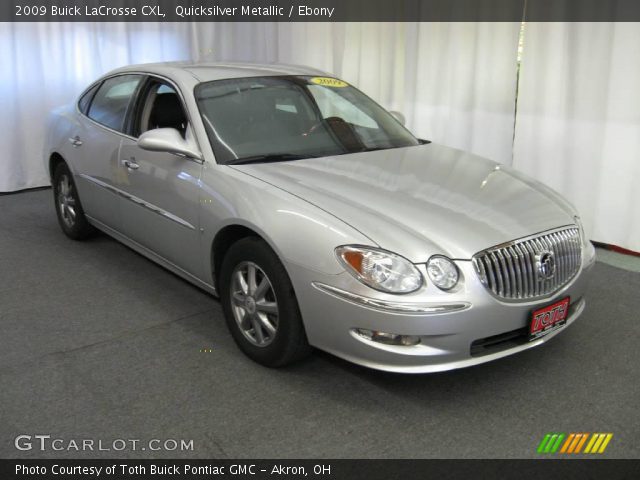 2009 Buick LaCrosse CXL in Quicksilver Metallic