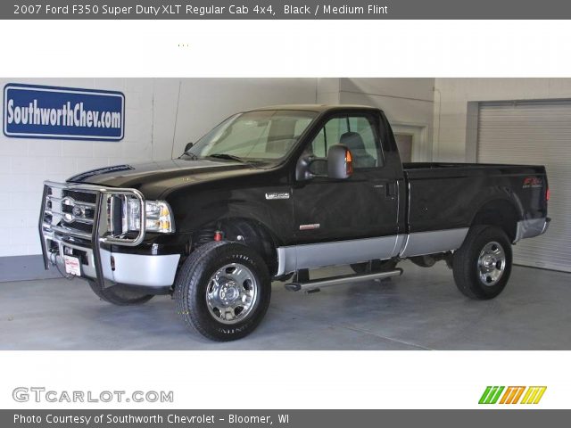 2007 Ford F350 Super Duty XLT Regular Cab 4x4 in Black