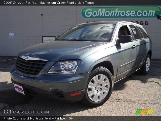 2006 Chrysler Pacifica  in Magnesium Green Pearl