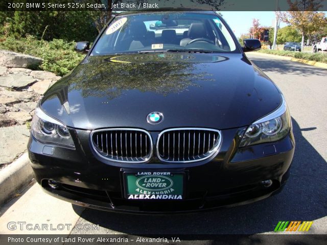 2007 BMW 5 Series 525xi Sedan in Jet Black