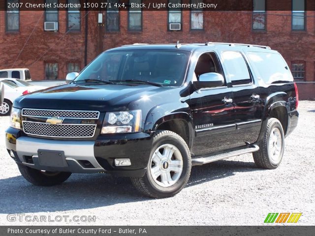 2007 Chevrolet Suburban 1500 Z71 4x4 in Black