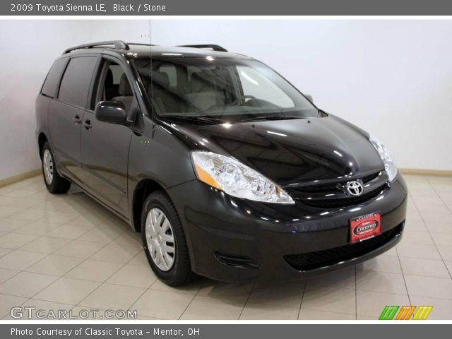 2009 Toyota Sienna LE in Black