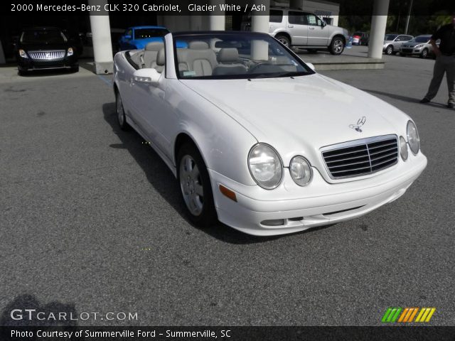 2000 Mercedes-Benz CLK 320 Cabriolet in Glacier White