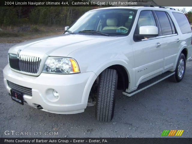 2004 Lincoln Navigator Ultimate 4x4 in Cashmere Tri-Coat