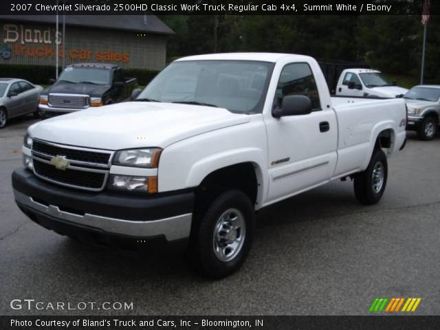 2007 Chevrolet Silverado 2500HD Classic Work Truck Regular Cab 4x4 in Summit White