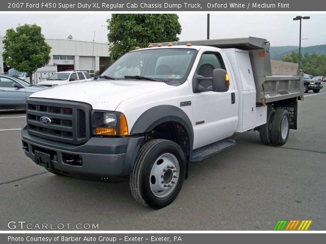 2007 Ford F450 Super Duty XL Regular Cab Chassis Dump Truck in Oxford White