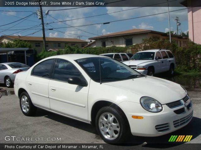 2005 Dodge Neon SXT in Stone White
