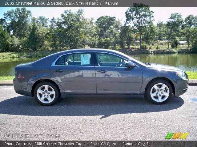 2009 Chevrolet Malibu LS Sedan in Dark Gray Metallic