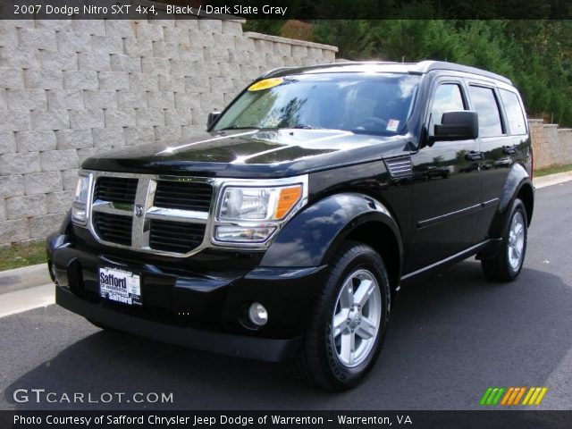 2007 Dodge Nitro SXT 4x4 in Black