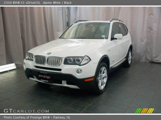 2009 BMW X3 xDrive30i in Alpine White