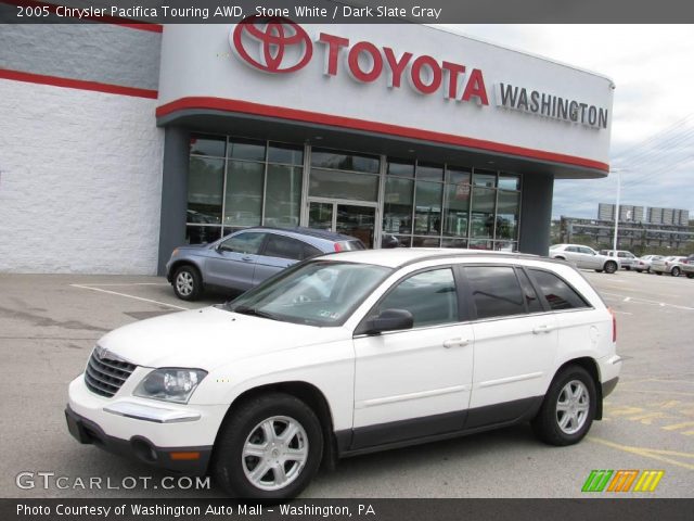 2005 Chrysler Pacifica Touring AWD in Stone White