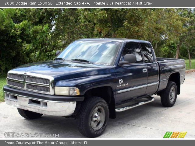 2000 Dodge Ram 1500 SLT Extended Cab 4x4 in Intense Blue Pearlcoat