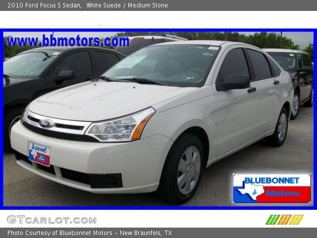 2010 Ford Focus S Sedan in White Suede