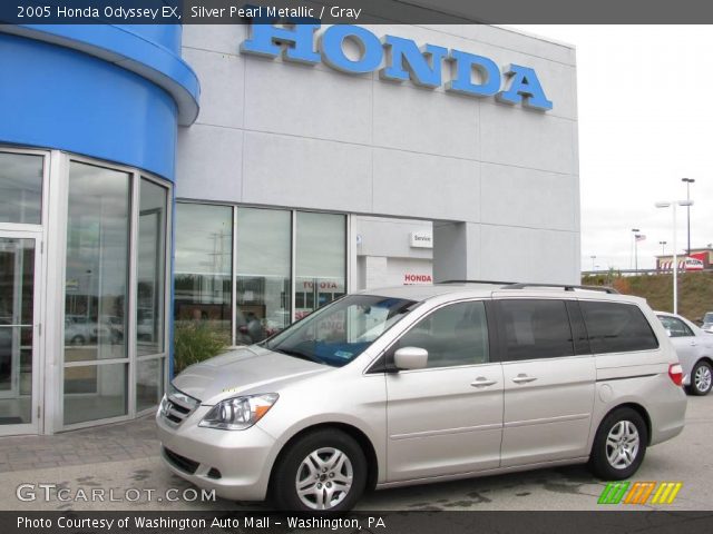 2005 Honda Odyssey EX in Silver Pearl Metallic
