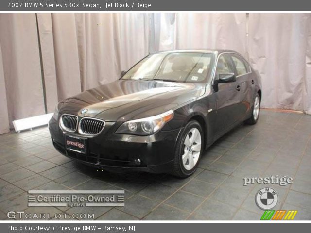 2007 BMW 5 Series 530xi Sedan in Jet Black