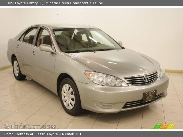 2005 Toyota Camry LE in Mineral Green Opalescent